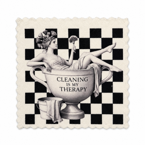 Emily's Putztuch Cleaning Is My Therapy – Bath auf weissem Hintergrund